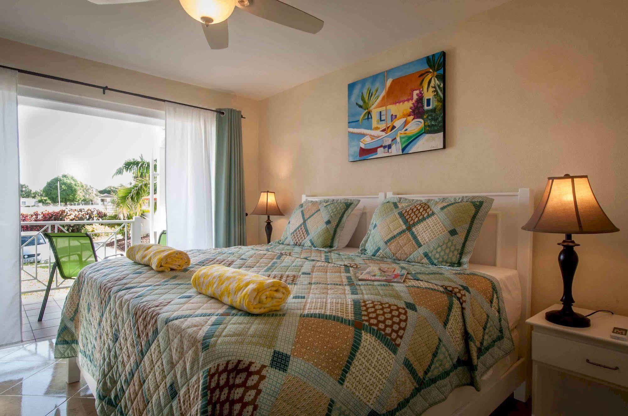 Lantana Barbados Condos Saint James Ngoại thất bức ảnh